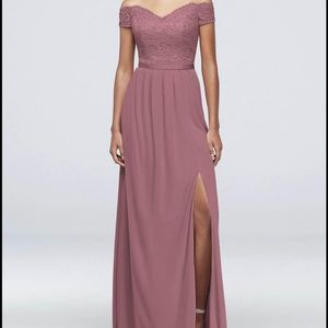 Bridesmaid dress worn once no stains. Smoke free and pet free home